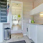Florencia - 200m From The Sea By Interhome *