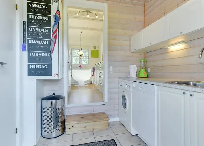 Florencia - 200m From The Sea By Interhome *